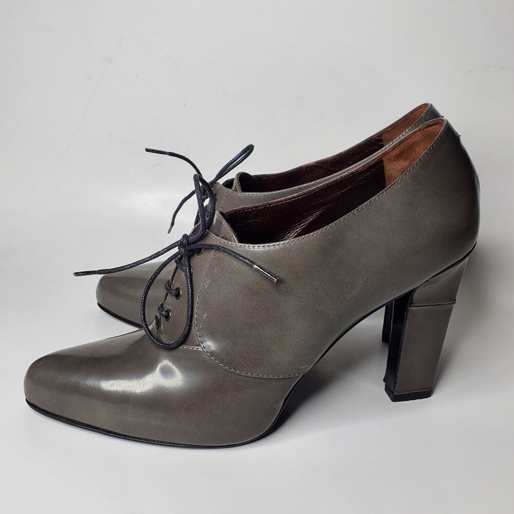 MaxMara classy patent leather block grey heeled booties Size 38 US 4" heel